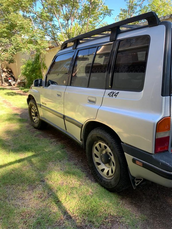 Vendo suzuki vitara jlx 5 puertas sidekick 16v 1.6 mod 97 - Suzuki Club 4x4