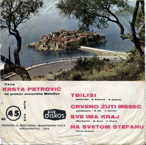 R-2371965-1280166816