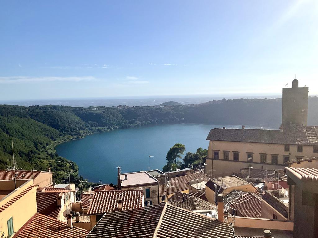 Жаркий сентябрь на побережье Тирренского моря.