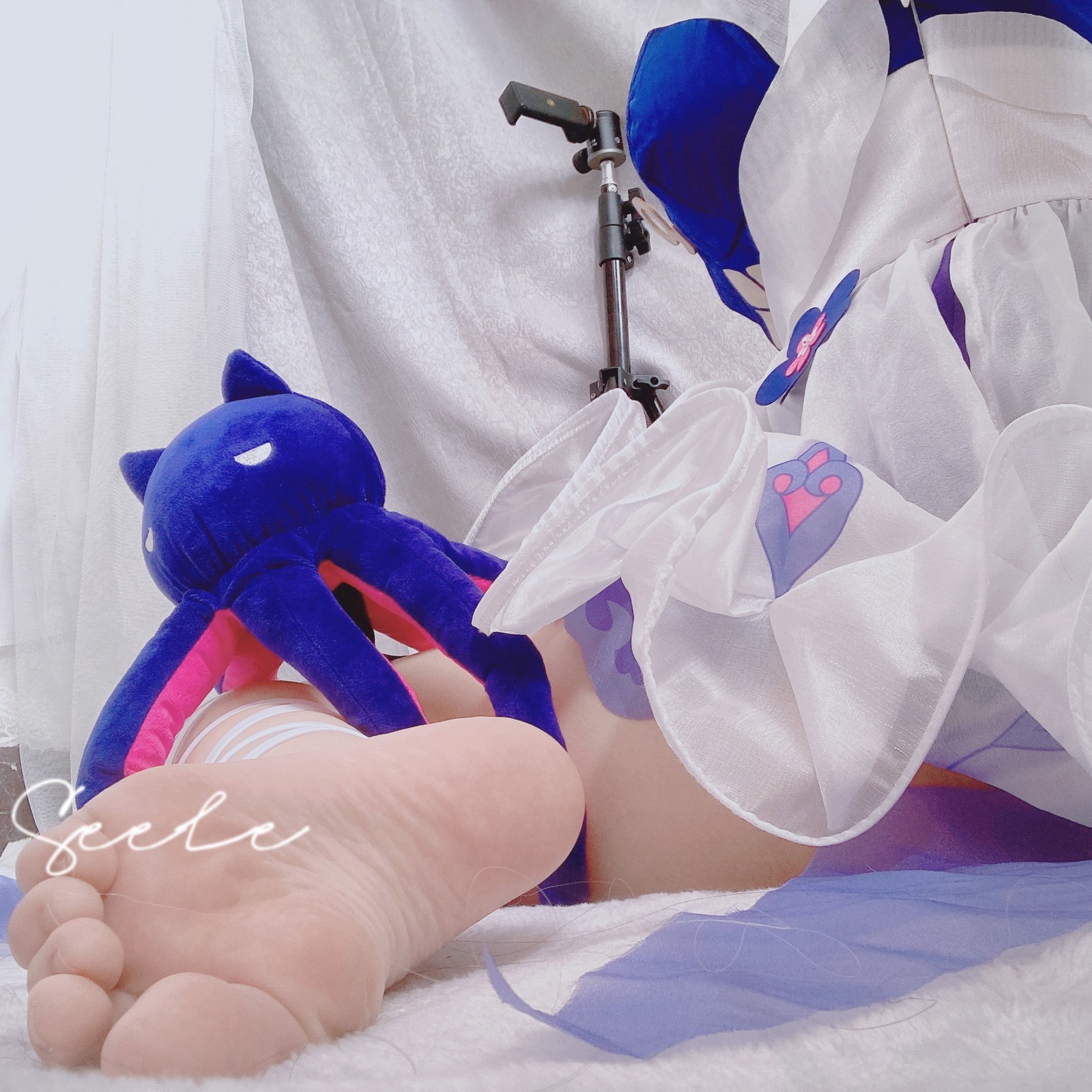Seele麦麦希儿彼岸浪花 Cosplay｜海边主题高清写真（102P-532MB）插图1