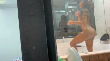 [Image: Voyeur38605130419.jpg]
