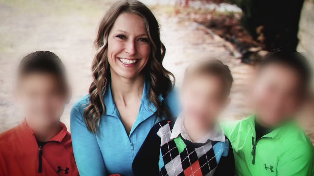 [Image: 1z909dazuahd.png]