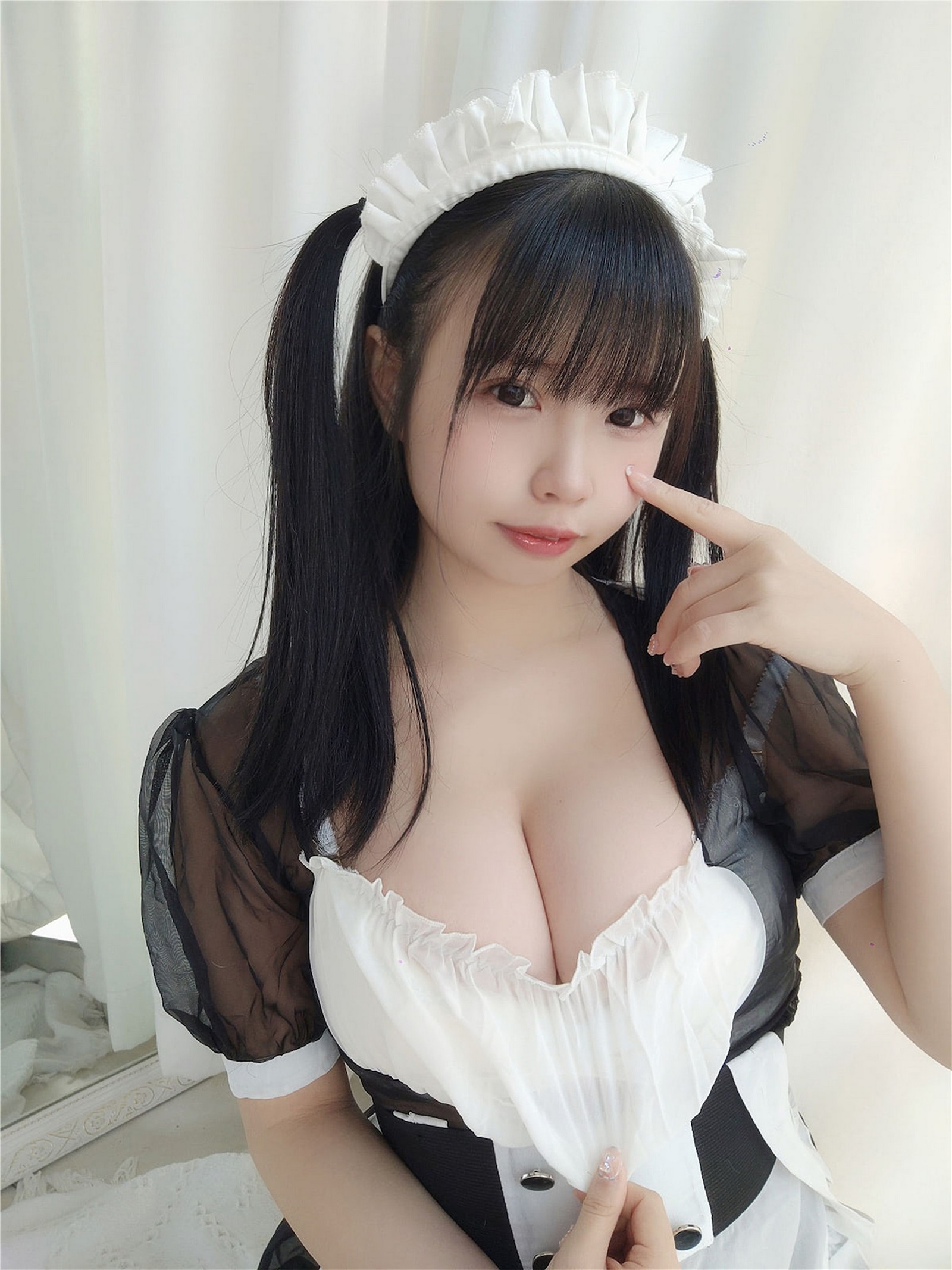 十万珍吱伏特（香川澪）臀恋妹抖写真合集｜56P｜33.3MB插图1