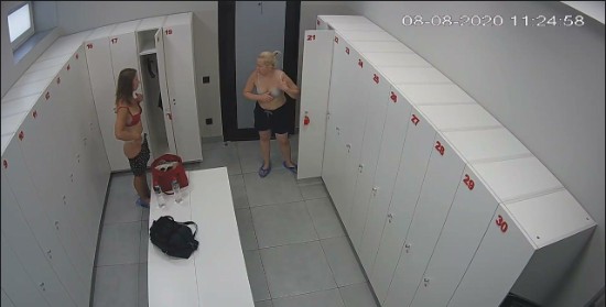 [Image: Voyeur21965123508.jpg]