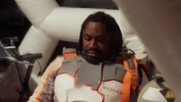 [Image: zro9wkr6v49e.jpg]