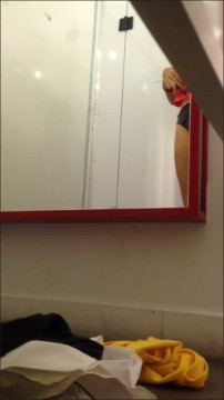 [Image: Voyeur37685131246.jpg]