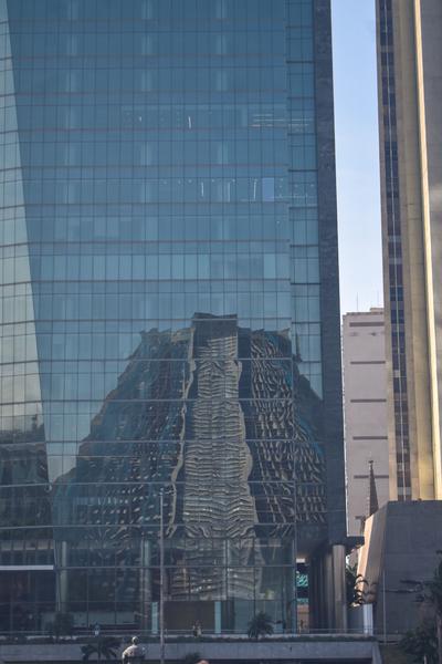 В джазе только девушки или аргентинско-бразильский калейдоскоп В джазе только девушки или аргентинско-бразильский калейдоскоп