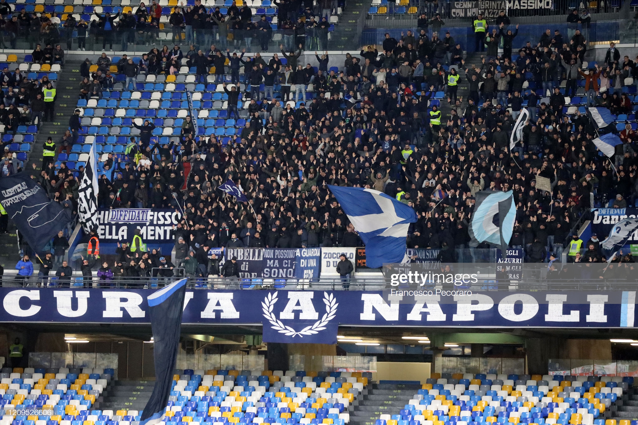 Fans of Como 1907 during the Serie B match between Ascoli Calcio 1898  News Photo - Getty Images