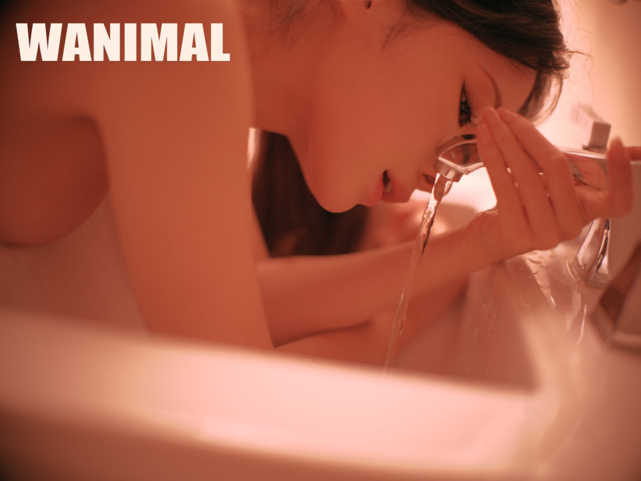 蠢沫沫王动作品集，蝴蝶结与长发的冷峻美学，104P+1视频插图2