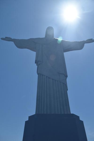 В джазе только девушки или аргентинско-бразильский калейдоскоп В джазе только девушки или аргентинско-бразильский калейдоскоп