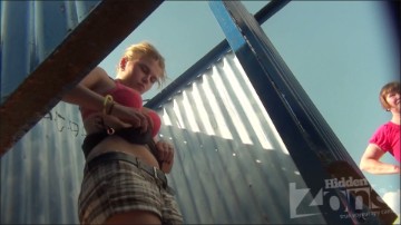[Image: Voyeur35065153039.jpg]