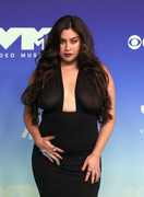 Lauren-Jauregui2026MTVVideo-Music-Awards54