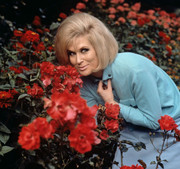 dusty-springfield-b24