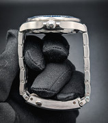 PXL 20260205 045522719 PORTRAIT ORIGINAL