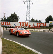 1963 International Championship for Makes - Page 3 63lm21-F250-P-LScarfiotti-LBandini-11