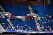 https://i.postimg.cc/crQGzR1f/Empty-Trump-Rally-seats.jpg