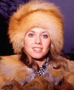 Olivia-Newton-Johnon-md49
