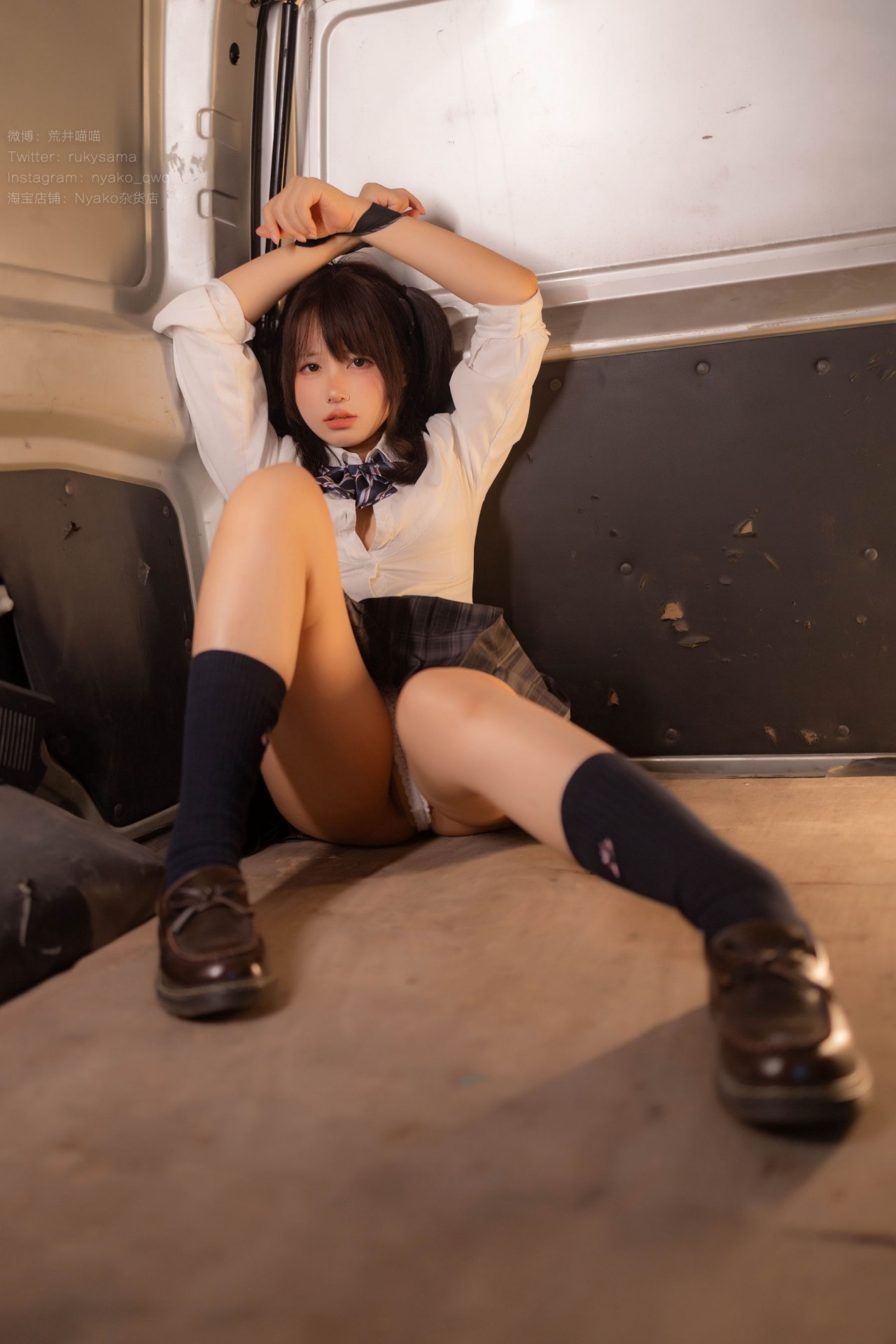 Nyako喵子《诱拐》萌妹子 写真图，清新与青春的活力美女插图6