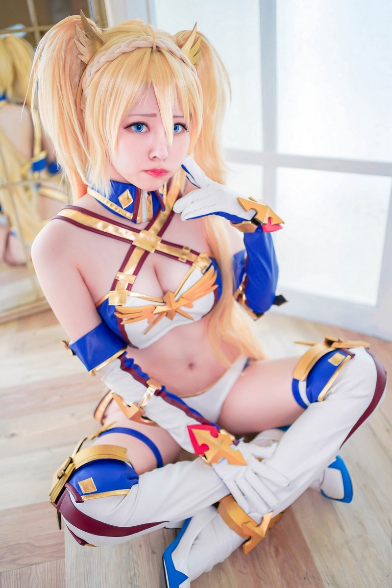 Arty亚缇 Bradamante Cosplay 写真【16P｜21.5MB】插图4