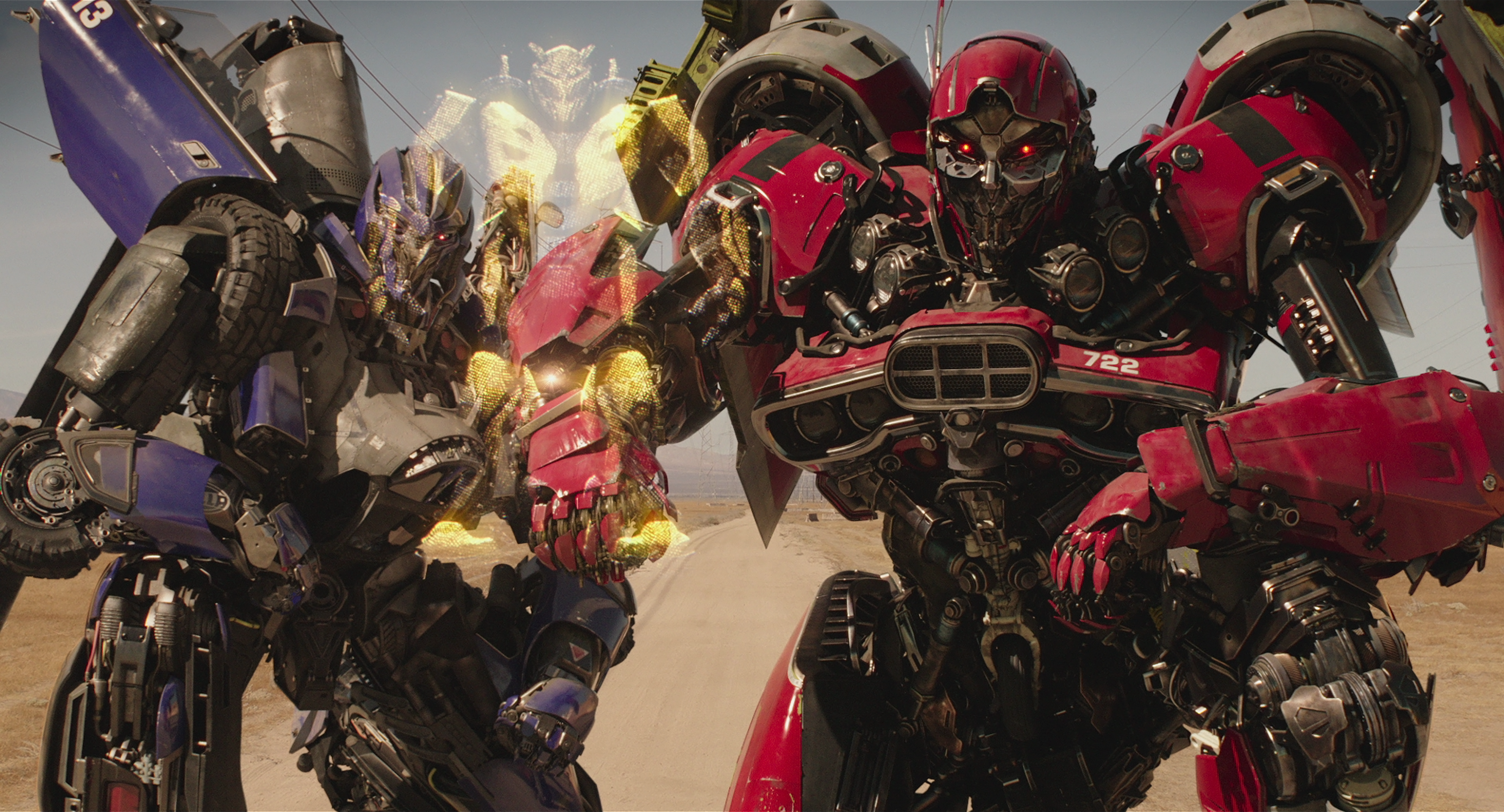 Extreme close ups at Soundwave, Shatter & Dropkick TFW2005 The 2005