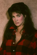 connie-sellecca-b05