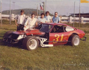 Archie Brill 31 Mustang Color Pits