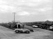  1955 International Championship for Makes - Page 2 55tt14-Maserati-300-S-Jean-Behra-Luigi-Musso