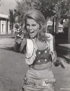 Ann-Margret-md89