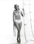 susan-hampshire-a70
