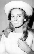 jill-ireland-a98