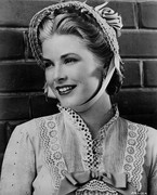 Grace-Kelly-me44