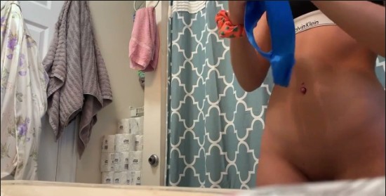 [Image: Voyeur36485125017.jpg]