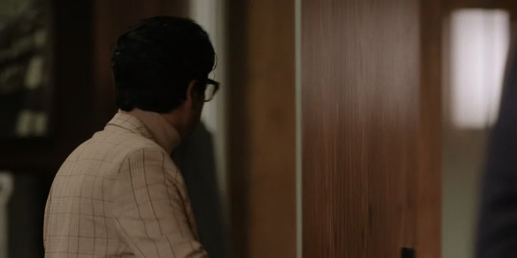 [Image: zr0k3w5lok3d.jpg]