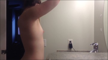 [Image: Voyeur16815101416.jpg]
