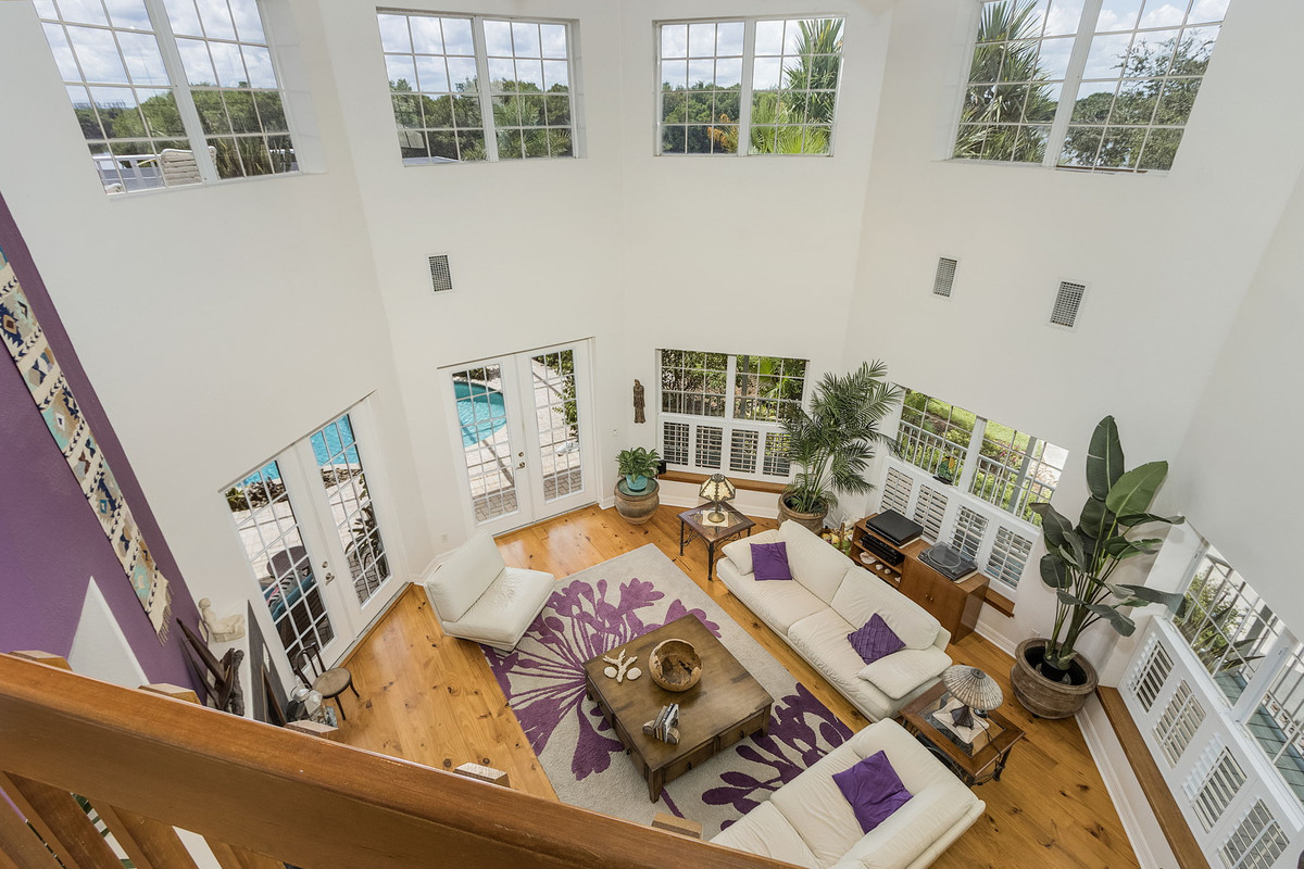 16900 Carolyn Lane