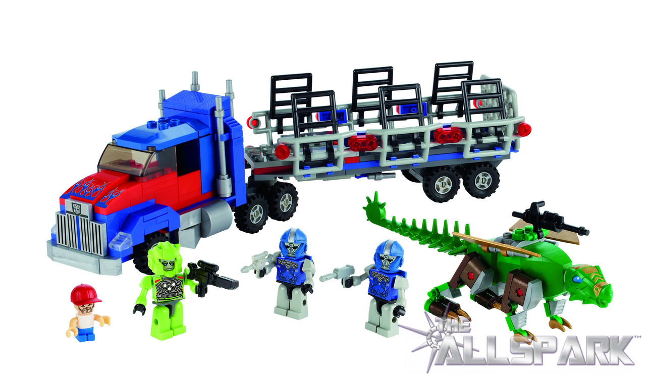 KRE-O-TRANSFORMERS-DINO-HAULER-A7796