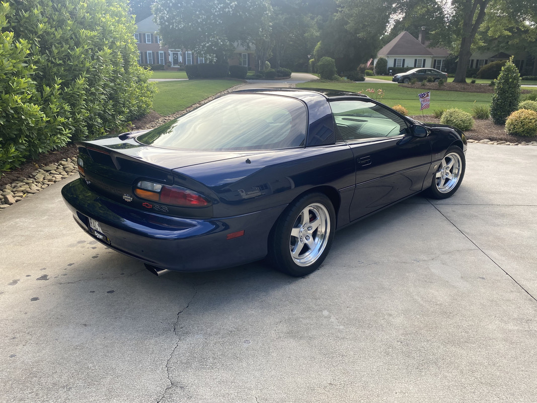 C58BC3A8-DBF1-430C-AEC6-7A9A6057397C