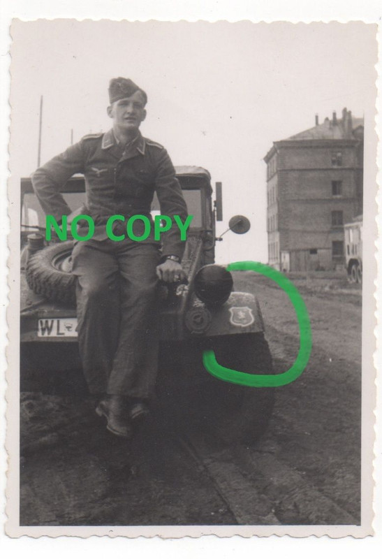 Orig. foto wk2 Luftwaffe PKW Kübelwagen Wappen K