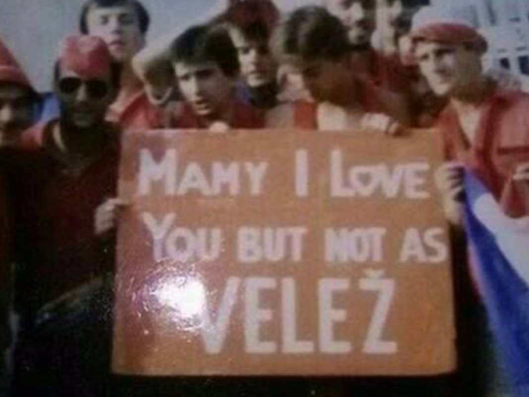 218B32B1-53F3-4CDB-B54F-577B1B03B569