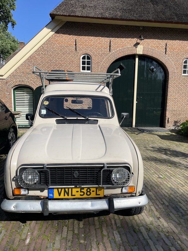 C462B3DE-FC73-41AA-8412-2378D88F6F53