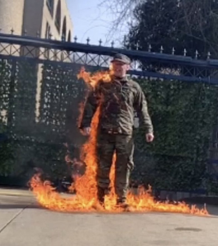 Aarono Bushnellio protestas