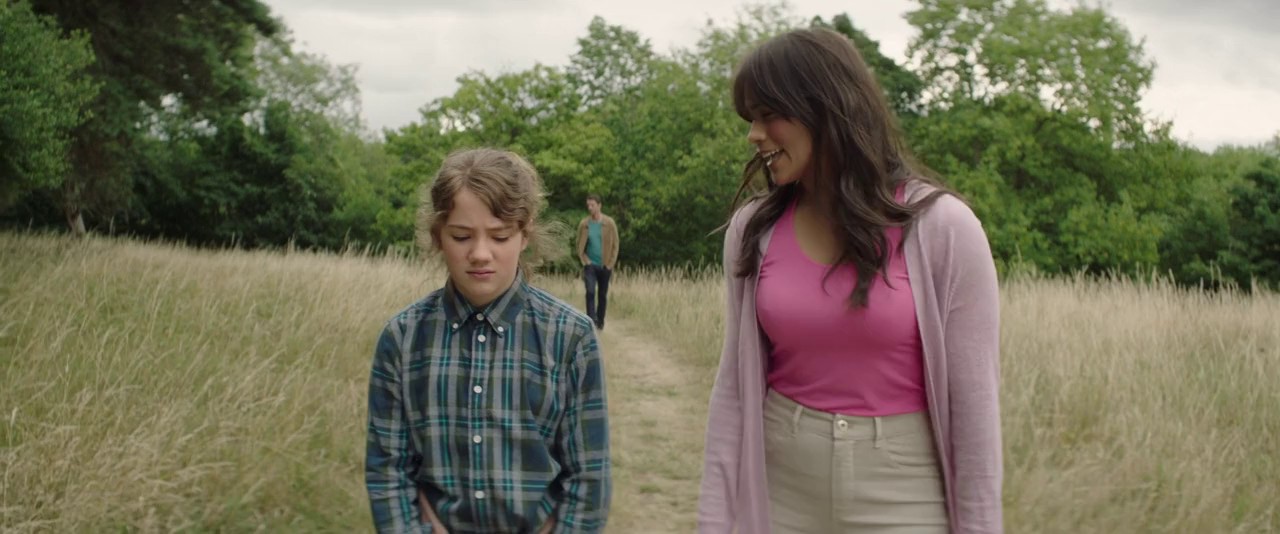 Four Kids and It (2020) (Hindi + English) Dual Audio BluRay screenshot