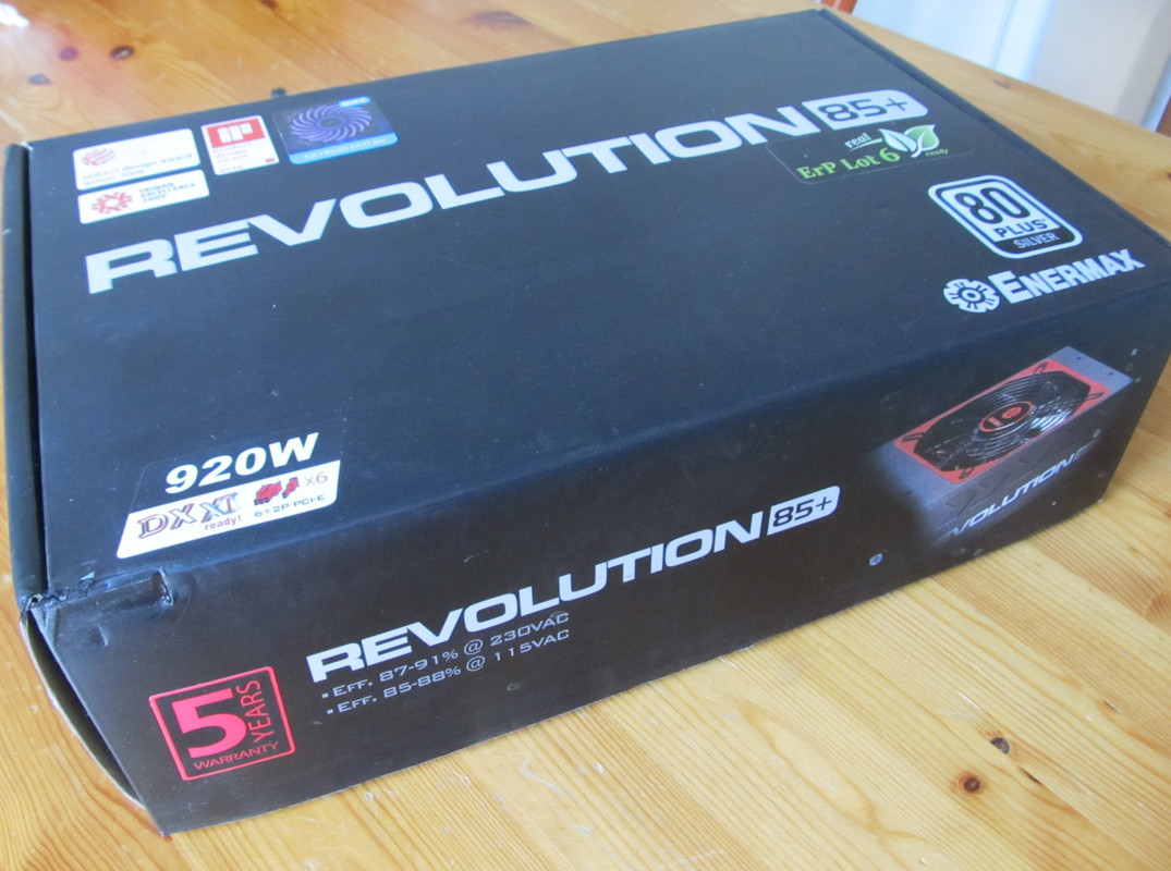 1-ENERMAX_REVOLUTION_920W