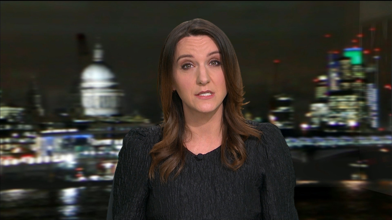 ITV News London_20210213_17451800.ts_snapshot_07.12.611