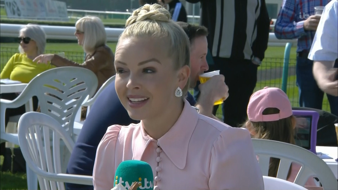 ITV Racing Live from Doncaster_20220326_13001600.ts_snapshot_00.03.12.745