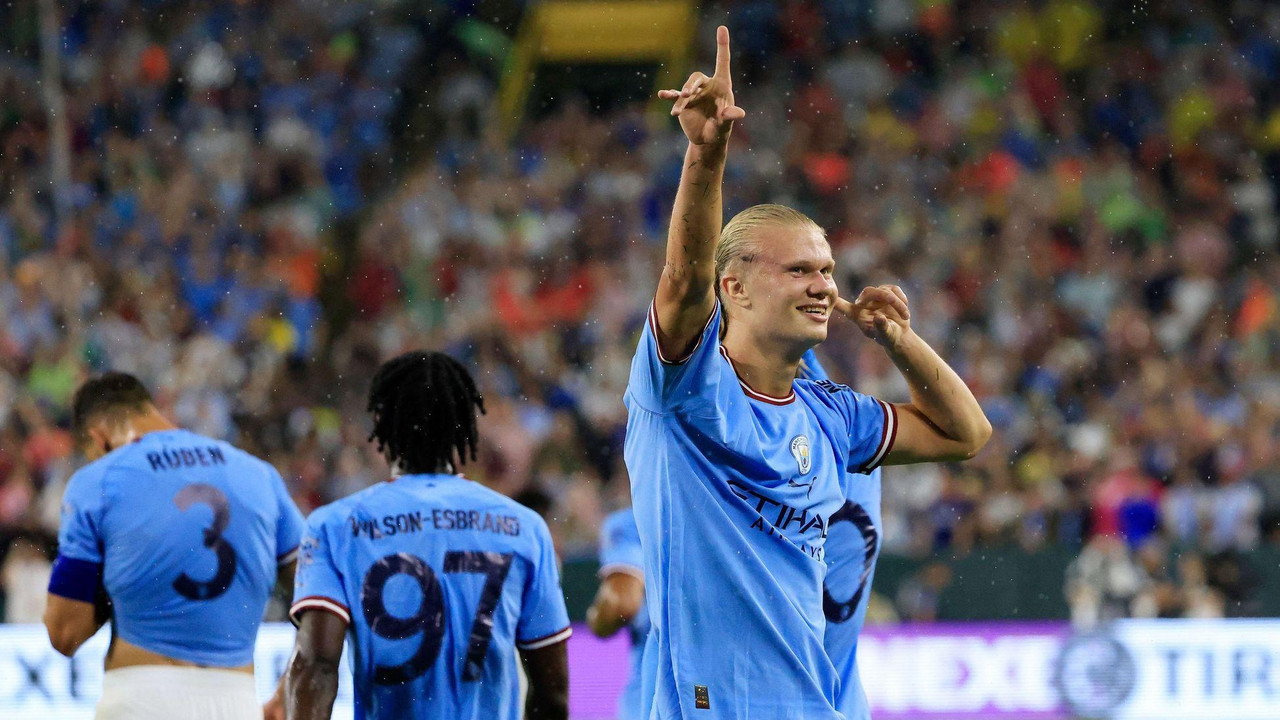 Erling Haaland debutó con el Manchester City y le anotó al Bayern Múnich