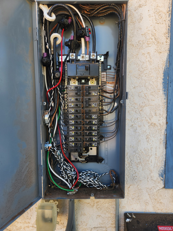 3020-Gidding-St-inside-main-panel-solar-taps-taken-4-22-24.jpg