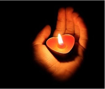 [Image: 5a734f680e543-Bougieavisdedcs.jpg]