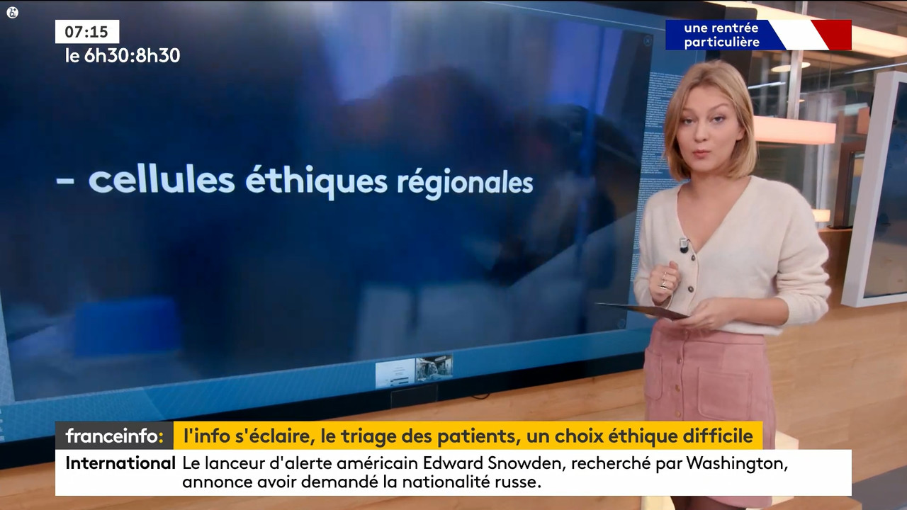 11.02 - 05.29.00 - 9h30. Entre JT, chroniques, invités et revues de p....ts_snapshot_00.52.31.232