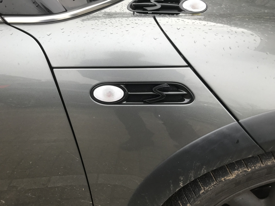 06711733-94C4-4B48-BD93-DD975261C033